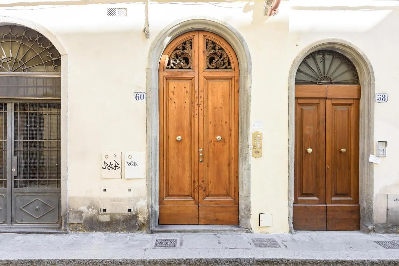 Pepi Red Apartment Florence Italy