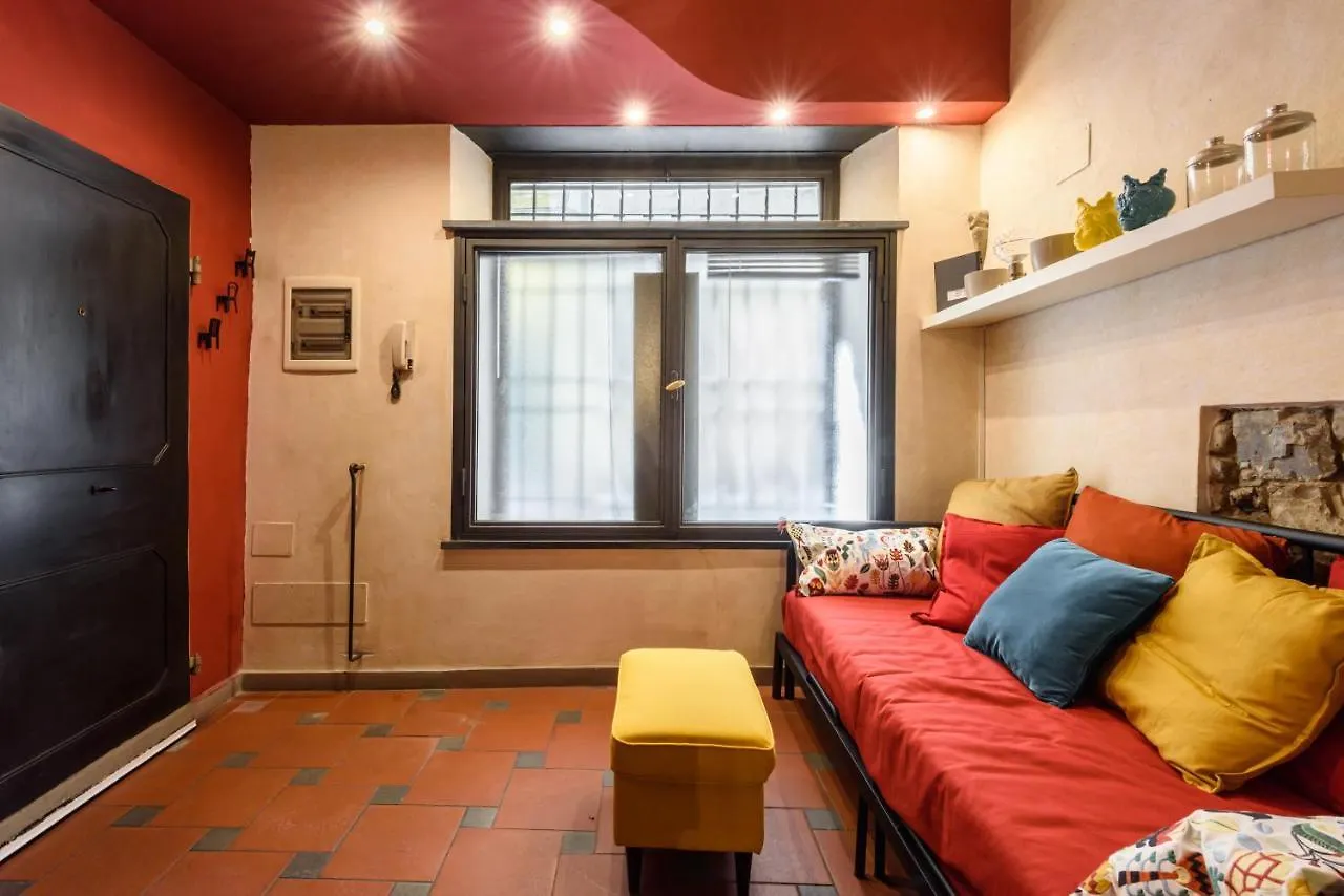Pepi Red Apartment Florence